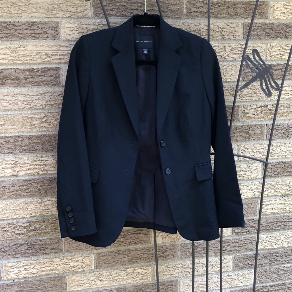 Banana Republic wool suit jacket/blazer, size 0